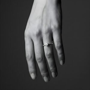 Étoile Solitaire Ring